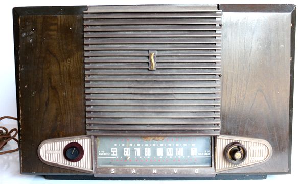 真空管式ラジオ ジャンク品 A61a -2