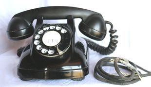 黒電話 ４号C 強電式電話機 通称「ダルマ」A69-1